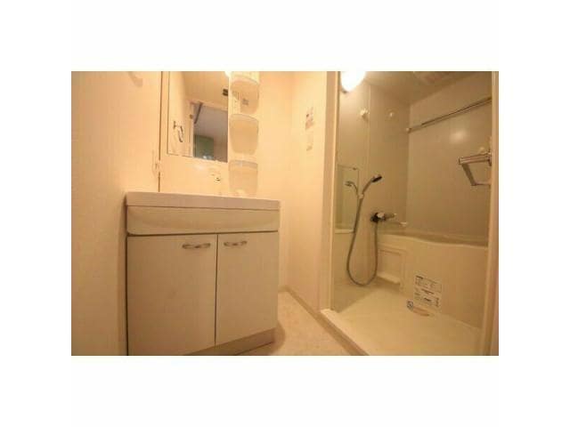  名古屋市営地下鉄東山線/新栄町駅 徒歩8分 3階 築16年