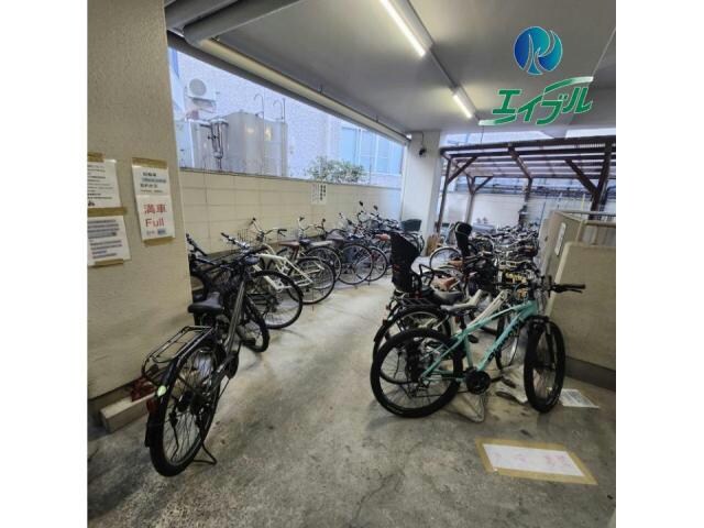  名古屋市営地下鉄東山線/新栄町駅 徒歩3分 8階 築45年