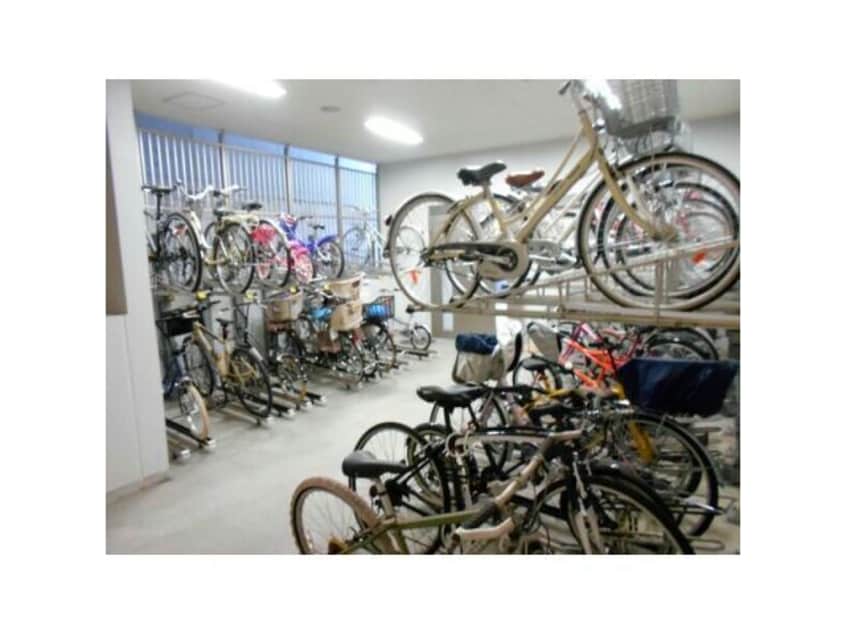  名古屋市営地下鉄名城線/久屋大通駅 徒歩7分 6階 築13年