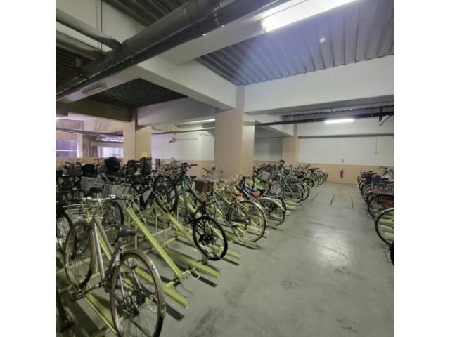  名古屋市営地下鉄名城線/久屋大通駅 徒歩2分 16階 築26年