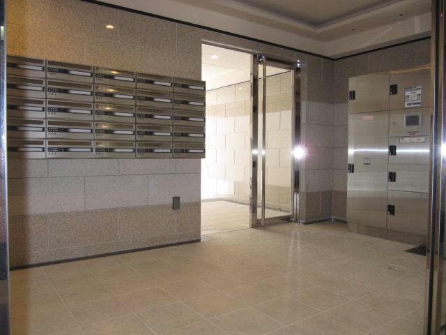  名古屋市営地下鉄東山線/新栄町駅 徒歩2分 12階 築13年