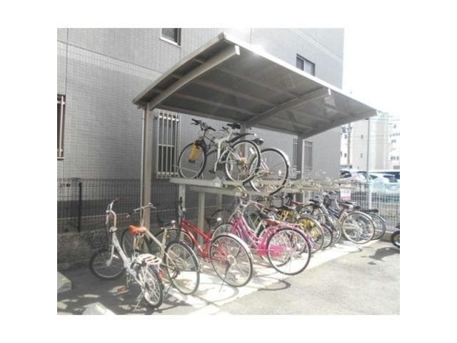  名古屋市営地下鉄東山線/新栄町駅 徒歩5分 2階 築12年