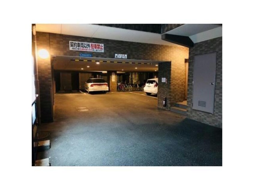  名古屋市営地下鉄東山線/新栄町駅 徒歩6分 4階 築25年