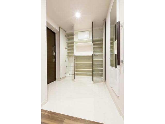  名古屋市営地下鉄桜通線/高岳駅 徒歩9分 7階 築11年