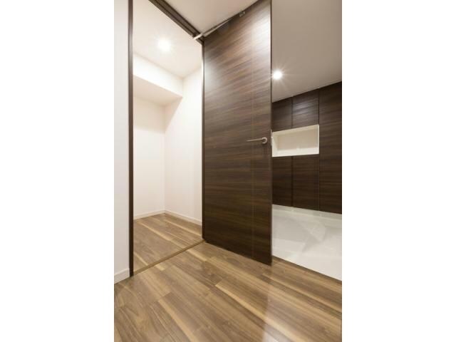  名古屋市営地下鉄桜通線/高岳駅 徒歩9分 7階 築11年