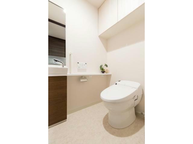  名古屋市営地下鉄桜通線/高岳駅 徒歩9分 7階 築11年