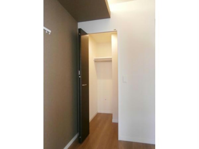  名古屋市営地下鉄鶴舞線/丸の内駅 徒歩5分 1階 築10年