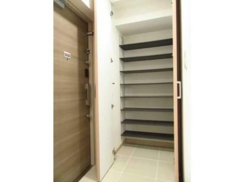  名古屋市営地下鉄東山線/伏見駅 徒歩4分 5階 築9年