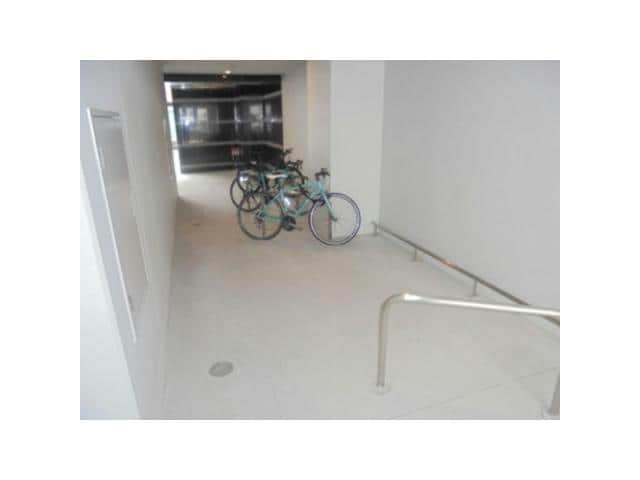  名古屋市営地下鉄東山線/新栄町駅 徒歩10分 2階 築8年