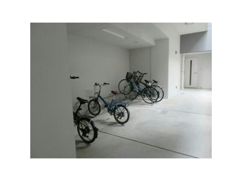  名古屋市営地下鉄東山線/新栄町駅 徒歩2分 5階 築9年