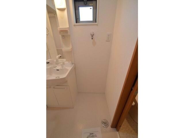  名古屋市営地下鉄鶴舞線/鶴舞駅 徒歩10分 1階 築8年