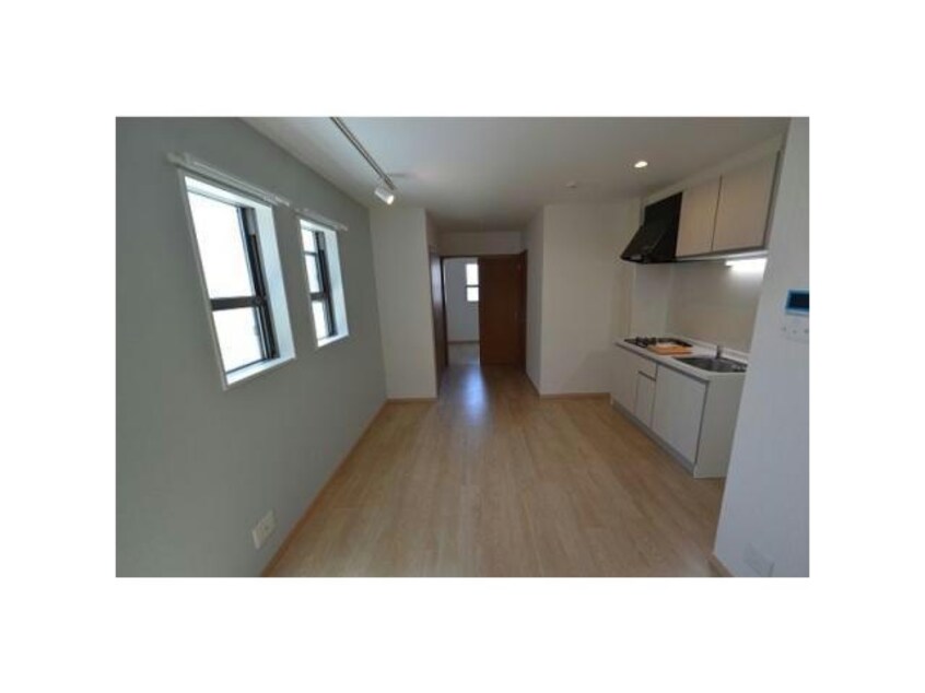  名古屋市営地下鉄鶴舞線/鶴舞駅 徒歩10分 1階 築8年