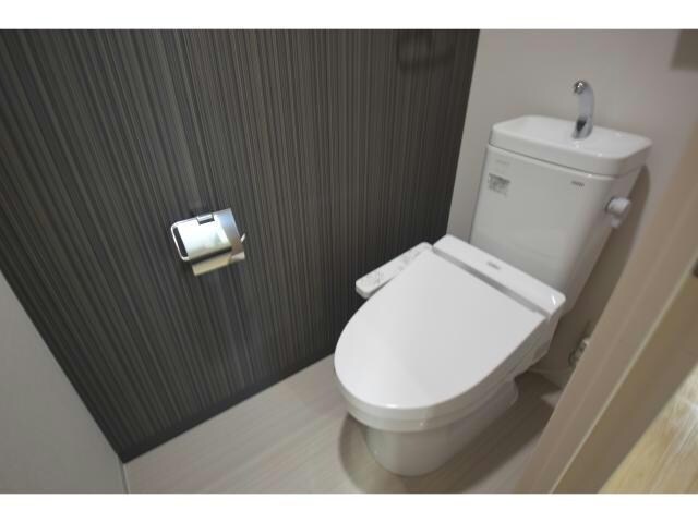  名古屋市営地下鉄桜通線/高岳駅 徒歩2分 5階 築8年