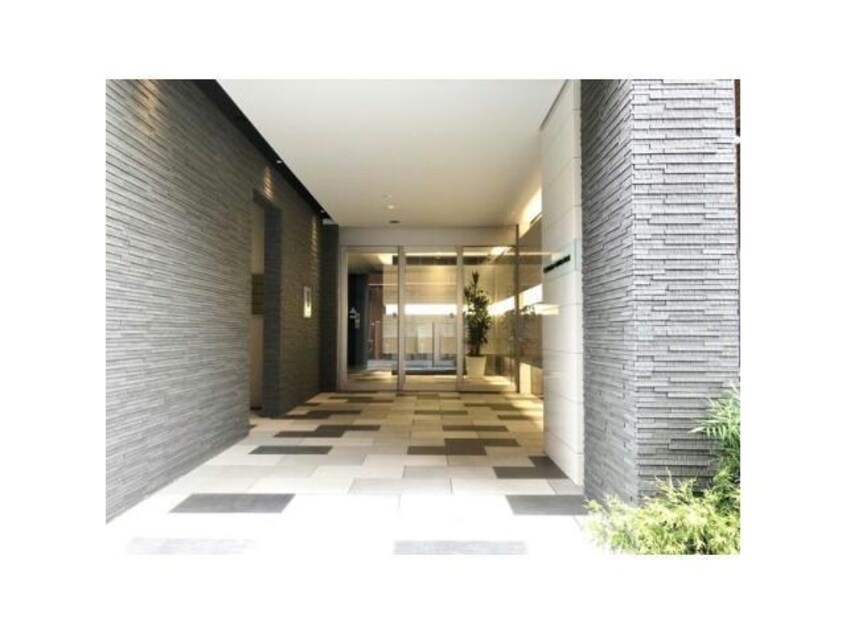  名古屋市営地下鉄東山線/新栄町駅 徒歩6分 7階 築8年