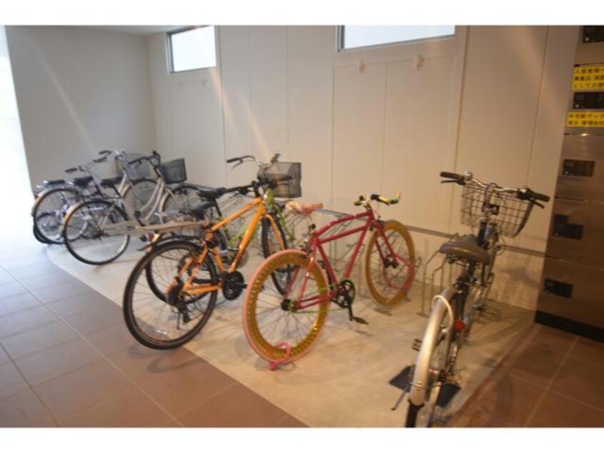  名古屋市営地下鉄東山線/新栄町駅 徒歩5分 3階 築8年