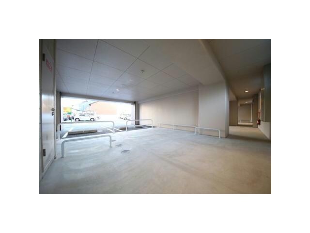  名古屋市営地下鉄東山線/新栄町駅 徒歩10分 5階 築8年