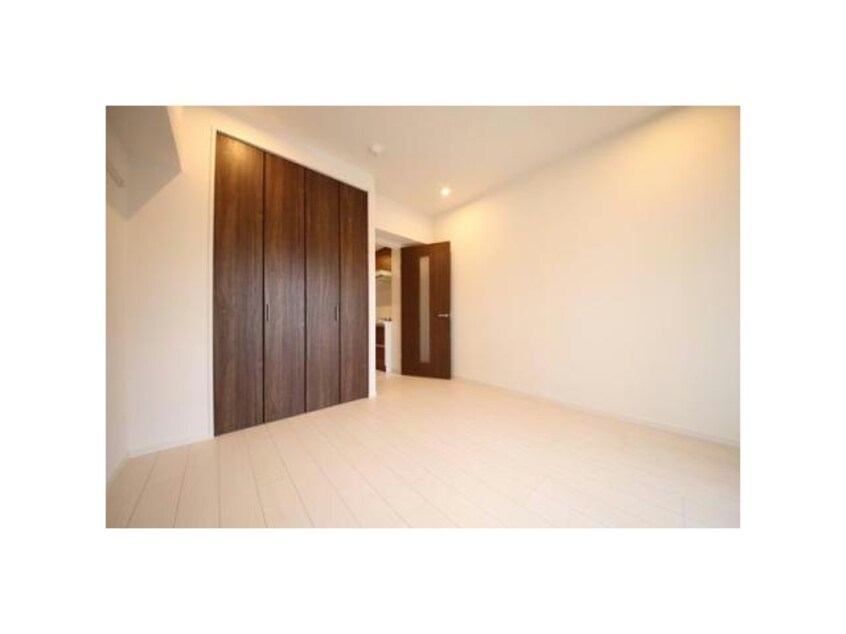  名古屋市営地下鉄東山線/新栄町駅 徒歩10分 5階 築8年