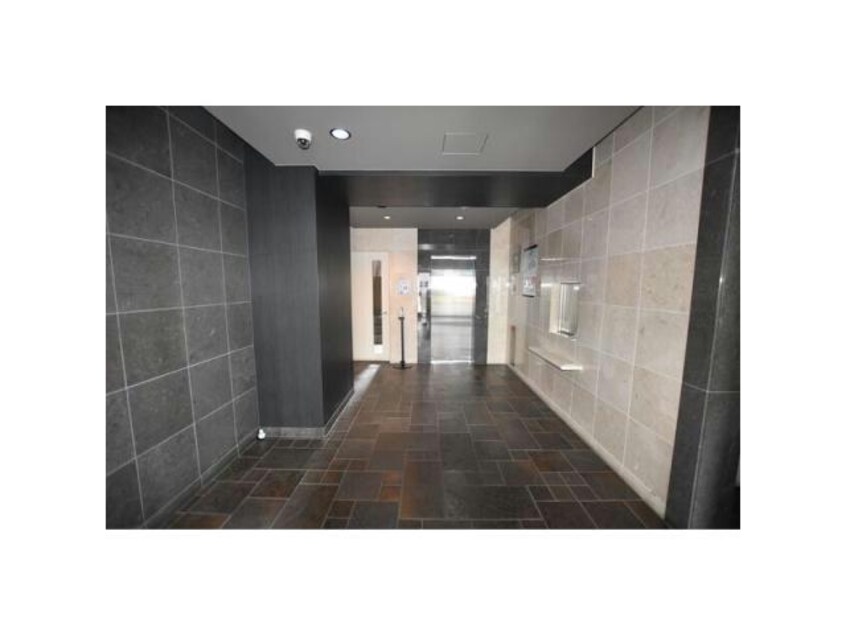  名古屋市営地下鉄東山線/新栄町駅 徒歩10分 2階 築13年