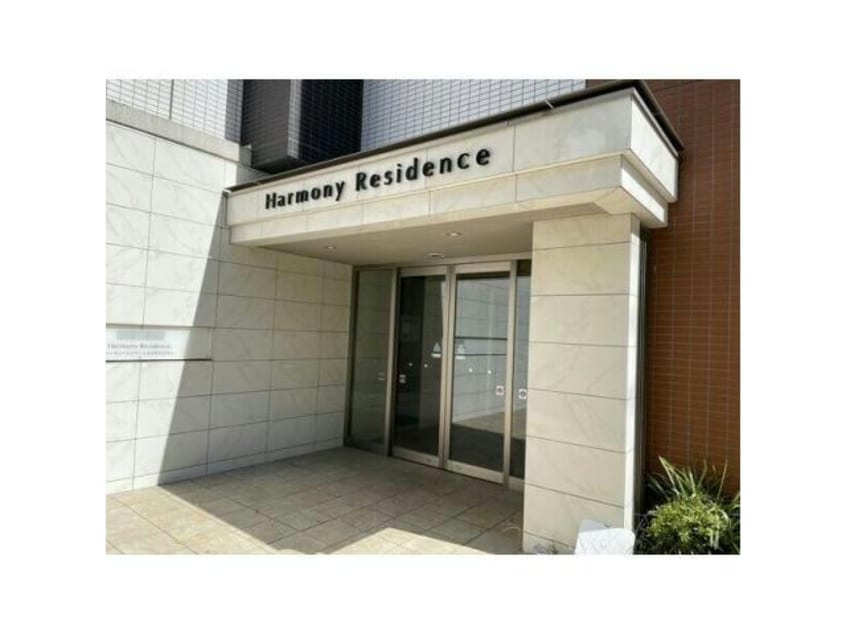  名古屋市営地下鉄東山線/新栄町駅 徒歩10分 2階 築8年