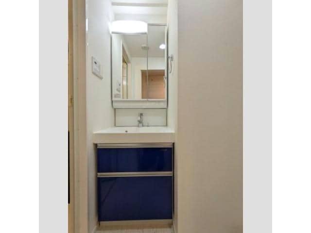  名古屋市営地下鉄東山線/新栄町駅 徒歩10分 2階 築8年