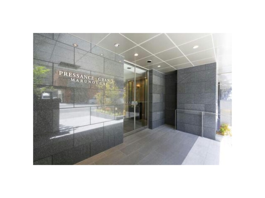  名古屋市営地下鉄鶴舞線/丸の内駅 徒歩3分 11階 築8年