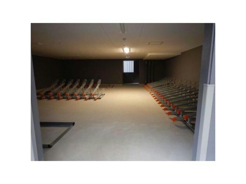  名古屋市営地下鉄鶴舞線/丸の内駅 徒歩3分 11階 築8年