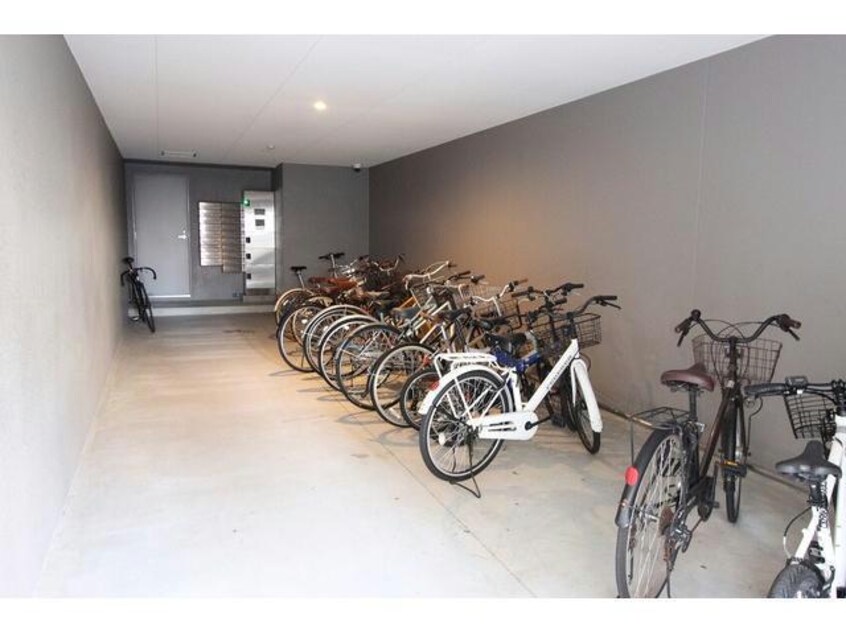  名古屋市営地下鉄桜通線/高岳駅 徒歩10分 6階 築8年