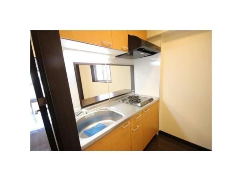  名古屋市営地下鉄名城線/久屋大通駅 徒歩5分 8階 築17年