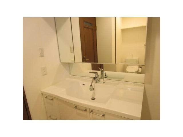  名古屋市営地下鉄鶴舞線/丸の内駅 徒歩5分 9階 築18年