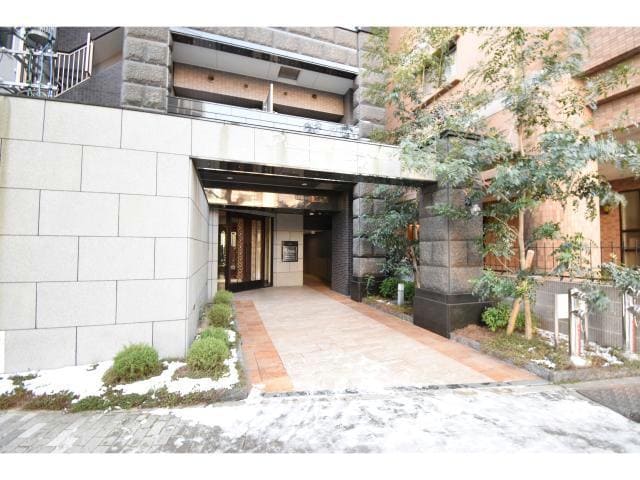  名古屋市営地下鉄名城線/久屋大通駅 徒歩4分 8階 築11年