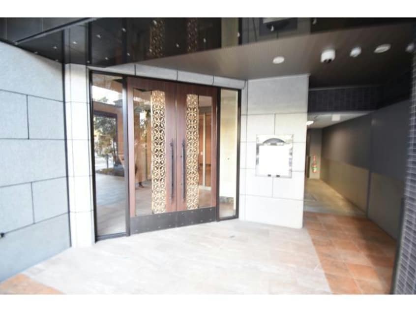  名古屋市営地下鉄名城線/久屋大通駅 徒歩4分 8階 築11年