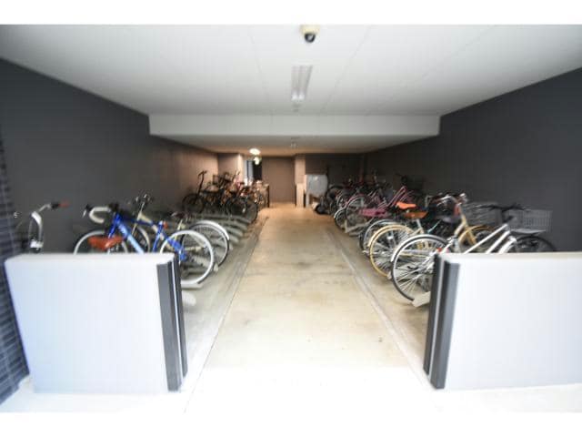  名古屋市営地下鉄名城線/久屋大通駅 徒歩4分 8階 築11年