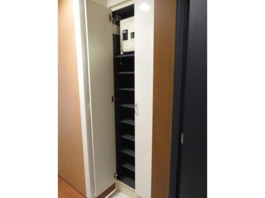  名古屋市営地下鉄名城線/久屋大通駅 徒歩7分 3階 築20年