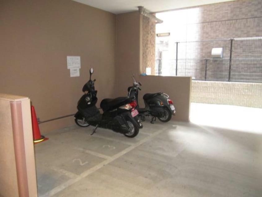  名古屋市営地下鉄名城線/久屋大通駅 徒歩7分 3階 築20年