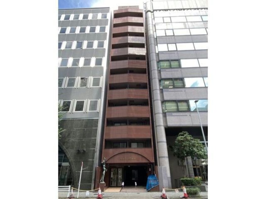  名古屋市営地下鉄鶴舞線/丸の内駅 徒歩4分 8階 築23年