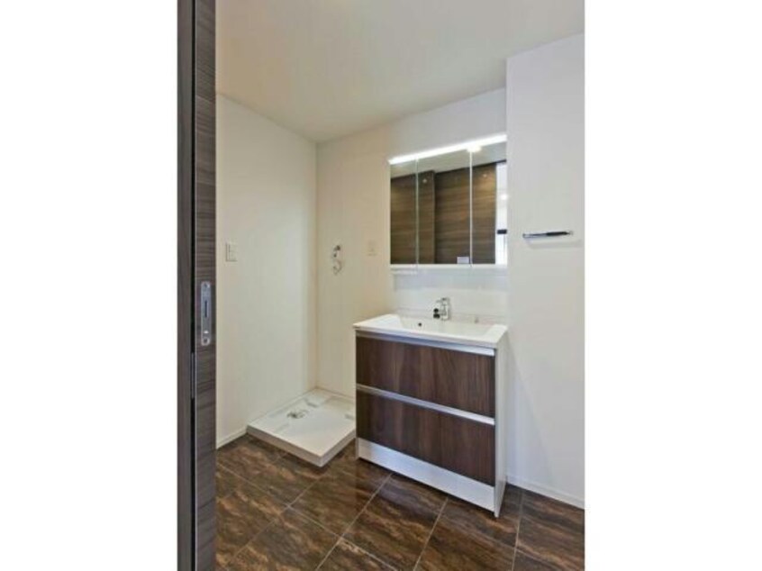  名古屋市営地下鉄名城線/久屋大通駅 徒歩7分 6階 築7年