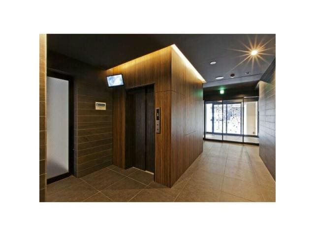  名古屋市営地下鉄名城線/久屋大通駅 徒歩7分 11階 築7年