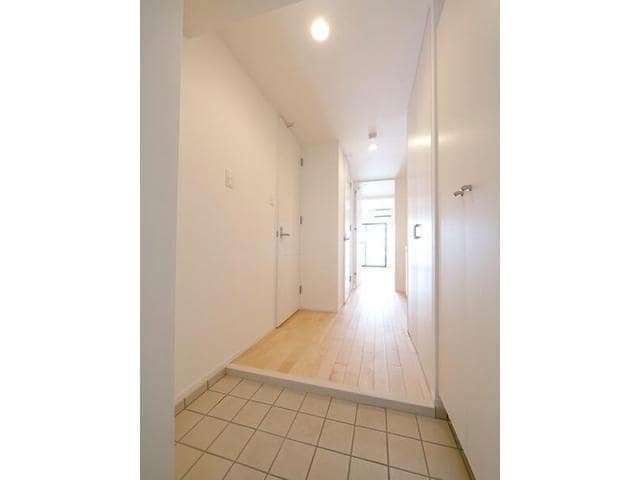  名古屋市営地下鉄東山線/新栄町駅 徒歩8分 7階 築10年