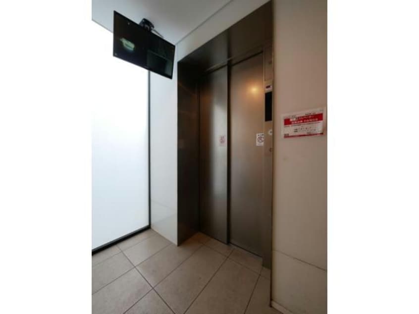  名古屋市営地下鉄東山線/新栄町駅 徒歩8分 2階 築10年