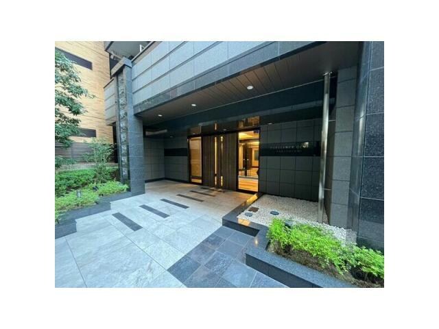  名古屋市営地下鉄名城線/久屋大通駅 徒歩5分 13階 築8年