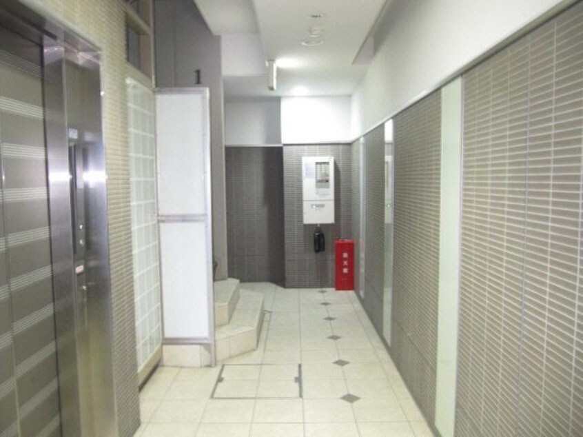  名古屋市営地下鉄名城線/久屋大通駅 徒歩6分 7階 築19年