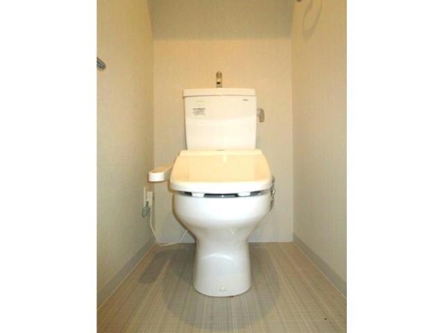  名古屋市営地下鉄名城線/久屋大通駅 徒歩2分 8階 築10年