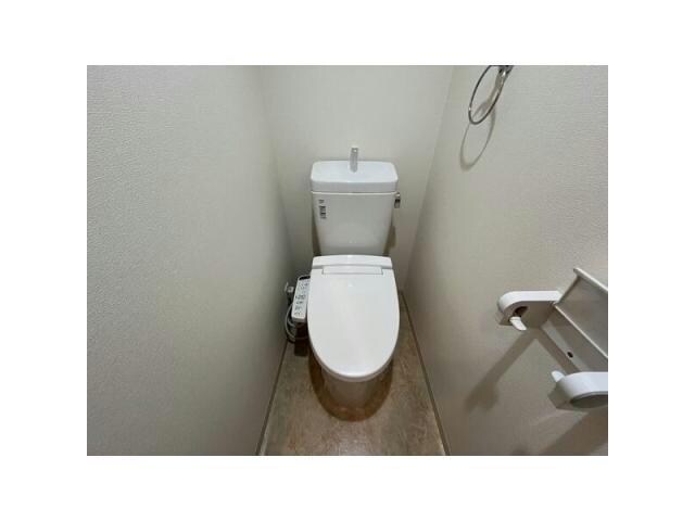  名古屋市営地下鉄桜通線/丸の内駅 徒歩4分 8階 築9年