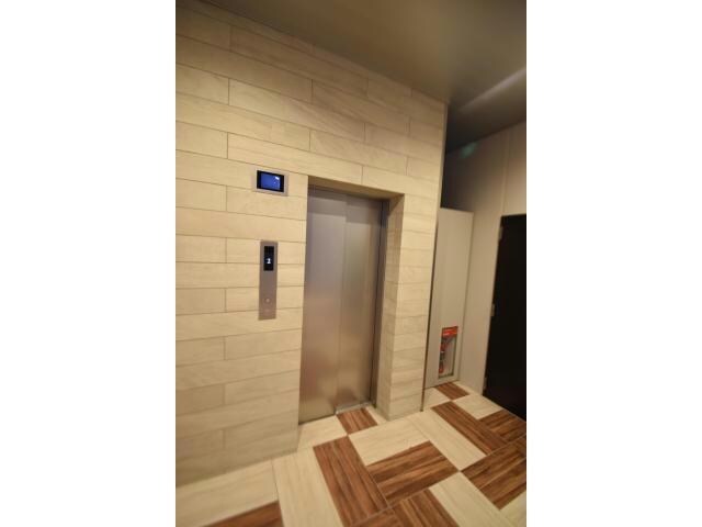  名古屋市営地下鉄桜通線/丸の内駅 徒歩3分 4階 築8年
