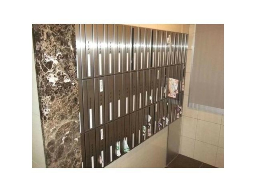  名古屋市営地下鉄桜通線/丸の内駅 徒歩6分 4階 築9年