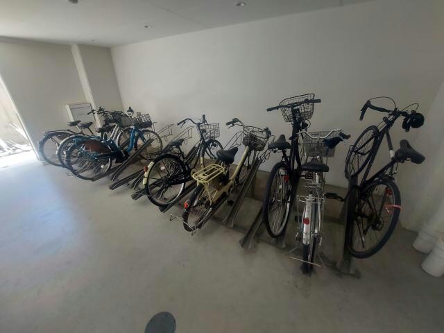  名古屋市営地下鉄東山線/新栄町駅 徒歩5分 6階 築7年