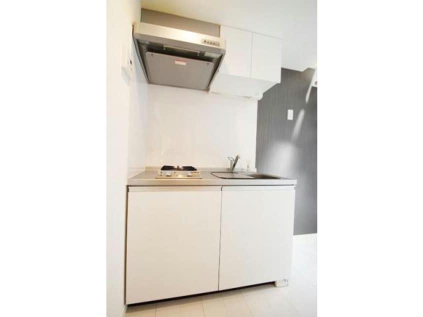  名古屋市営地下鉄東山線/新栄町駅 徒歩5分 1-2階 築12年