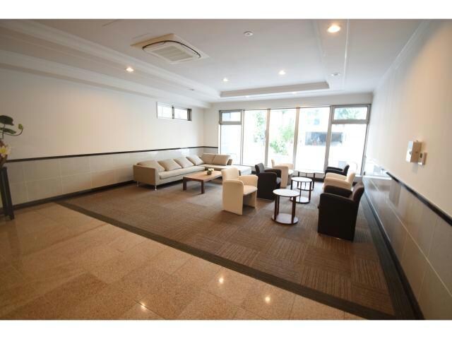  名古屋市営地下鉄名城線/久屋大通駅 徒歩5分 9階 築9年