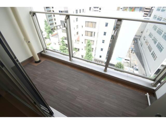  名古屋市営地下鉄名城線/久屋大通駅 徒歩5分 9階 築9年