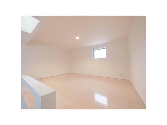  名古屋市営地下鉄東山線/新栄町駅 徒歩7分 1-2階 築12年